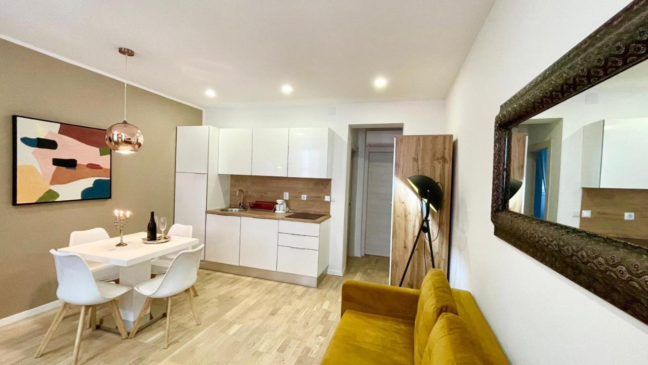 Hedone Luxury 3 Apartments With Free Parking PUY 외부 사진